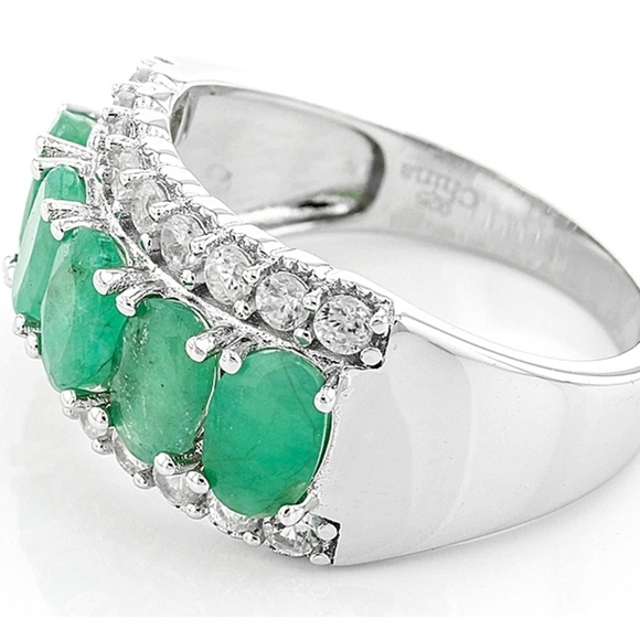 Genuine Earth-mined Emerald & Sterling Silver Ring Sz 7.5! - Picture 4 of 7